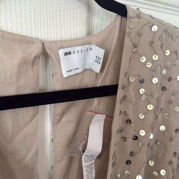 ASOS DESIGN midi dress with batwing sleeve & wrap waist in scatter sequin sz 12 - Picture 5 of 8